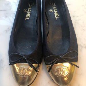 Chanel ballerina flats